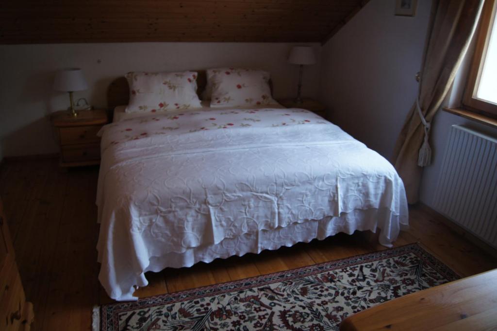 Postel nebo postele na pokoji v ubytování Land - Haus