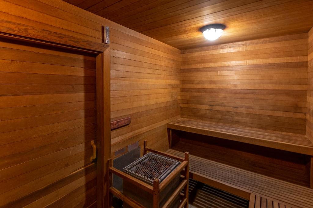 Fotografie z fotogalerie ubytování Red Wolf Lodge at Olympic Valley v destinaci Olympic Valley