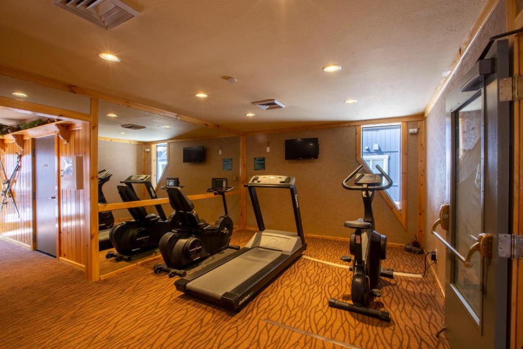 Fitness centrum a/nebo fitness zařízení v ubytování Red Wolf Lodge at Olympic Valley