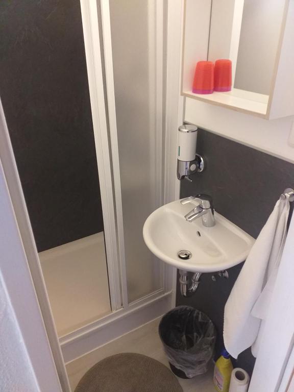 Koupelna v ubytování Relax Aachener Boardinghouse Budget