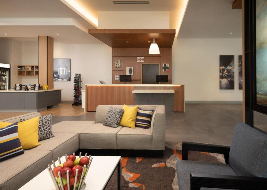 Hyatt House San Jose Airport photo