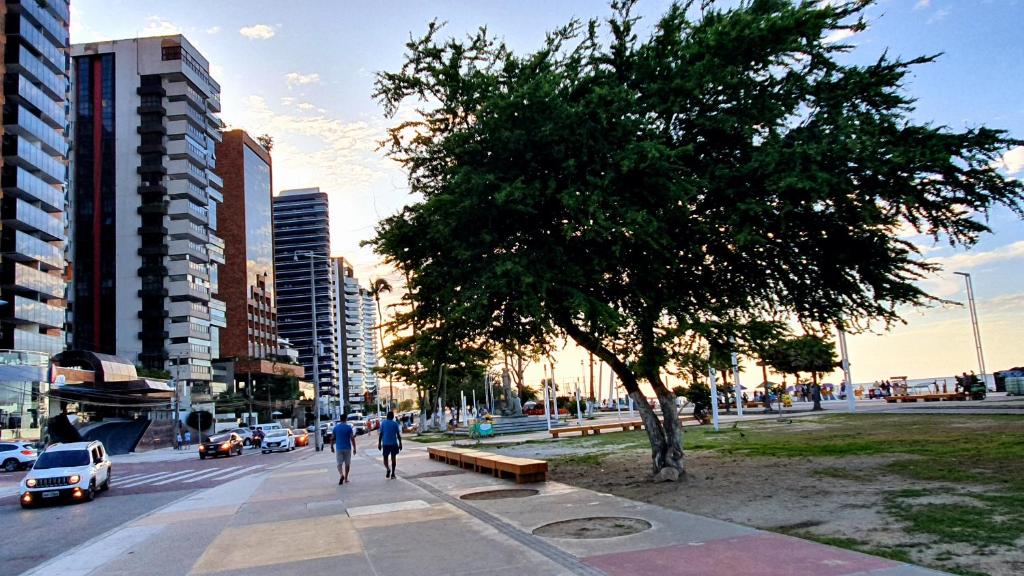  APTO LUXO EM HOTEL - BEIRA MAR FORTALEZA