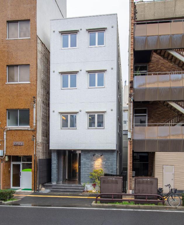 Budova, kde se aparthotel nachází