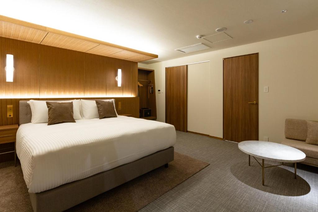 The OneFive Villa Fukuoka - Habitación Superior 1 Cama King - No Fumadores