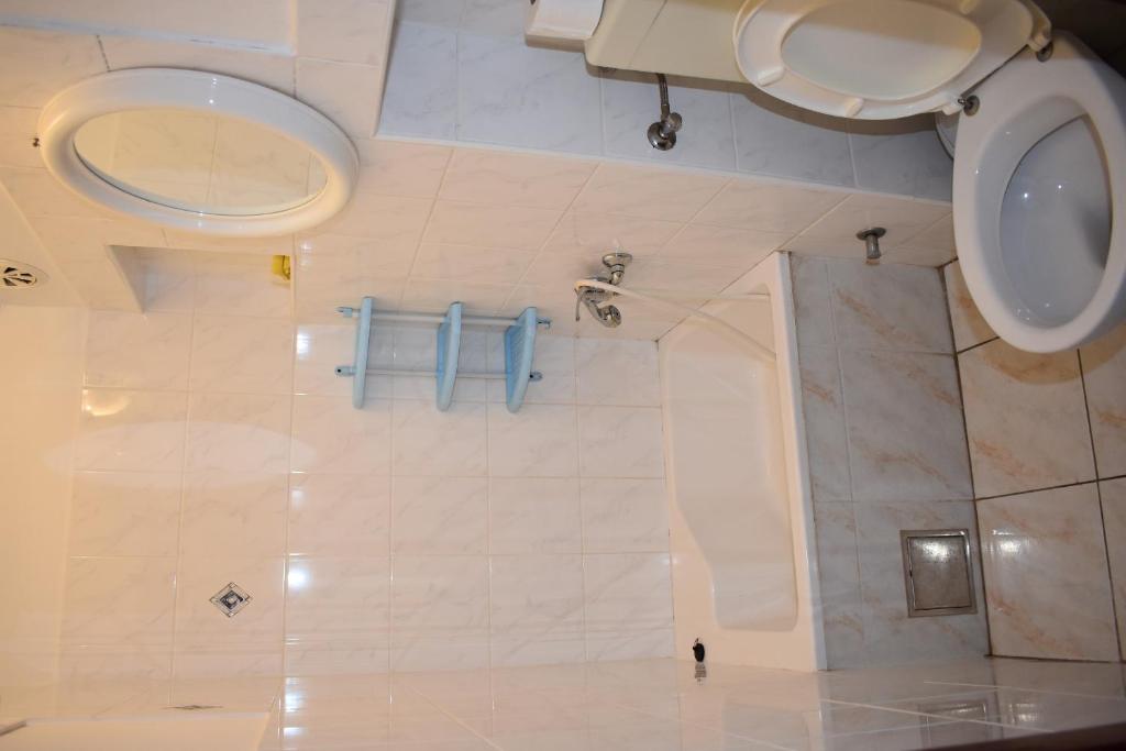 Łazienka w obiekcie Apartments Šime Soline
