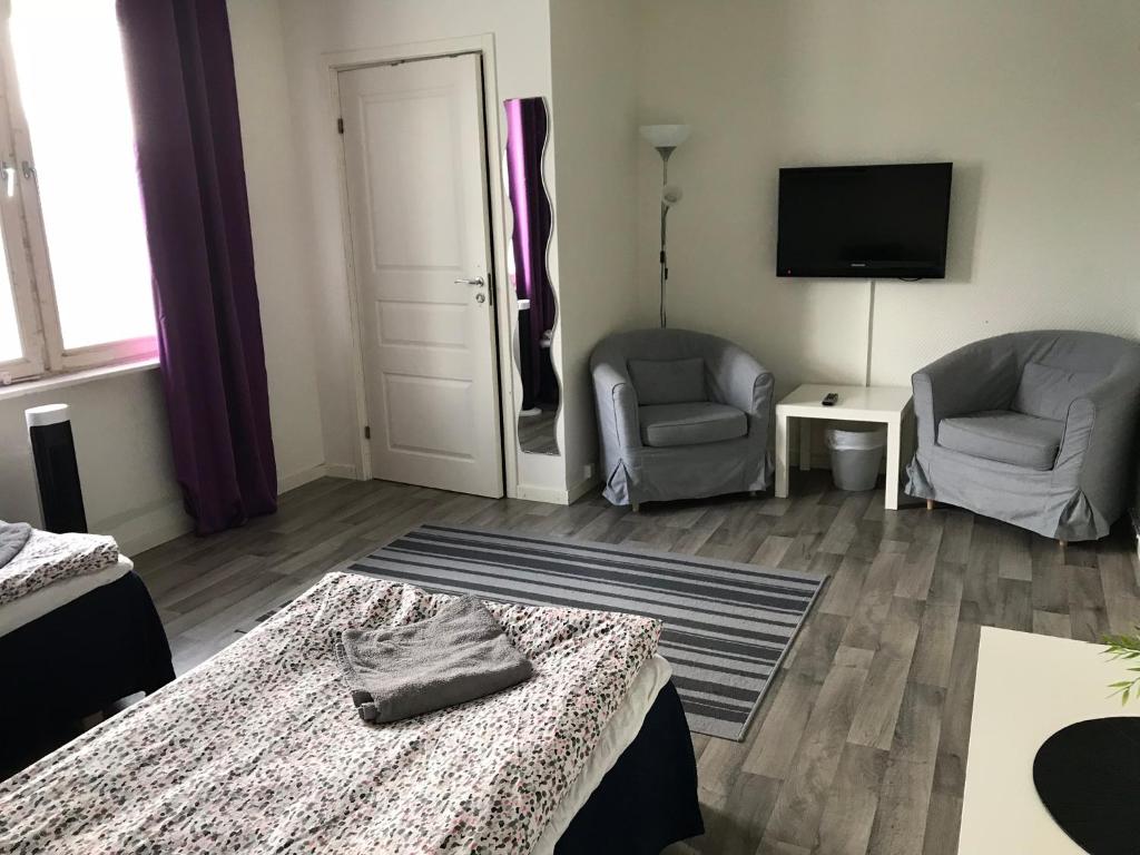 TV a/nebo společenská místnost v ubytování Gävle Bed & Breakfast