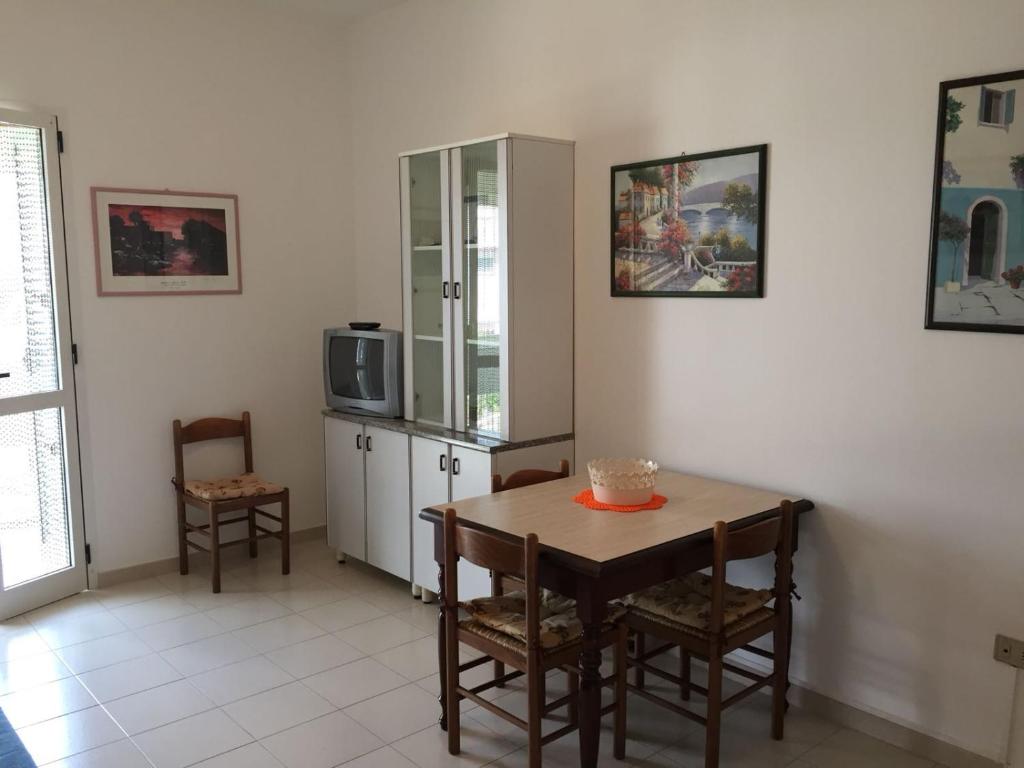 Trilocale Baia Verde - Two-Bedroom House