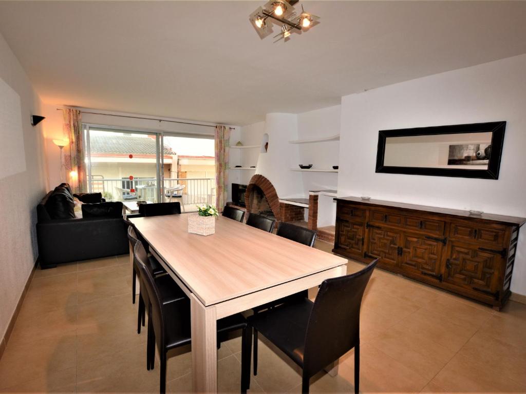 Fotografie z fotogalerie ubytování Villa Service - Suïssa 3 v destinaci Calafell