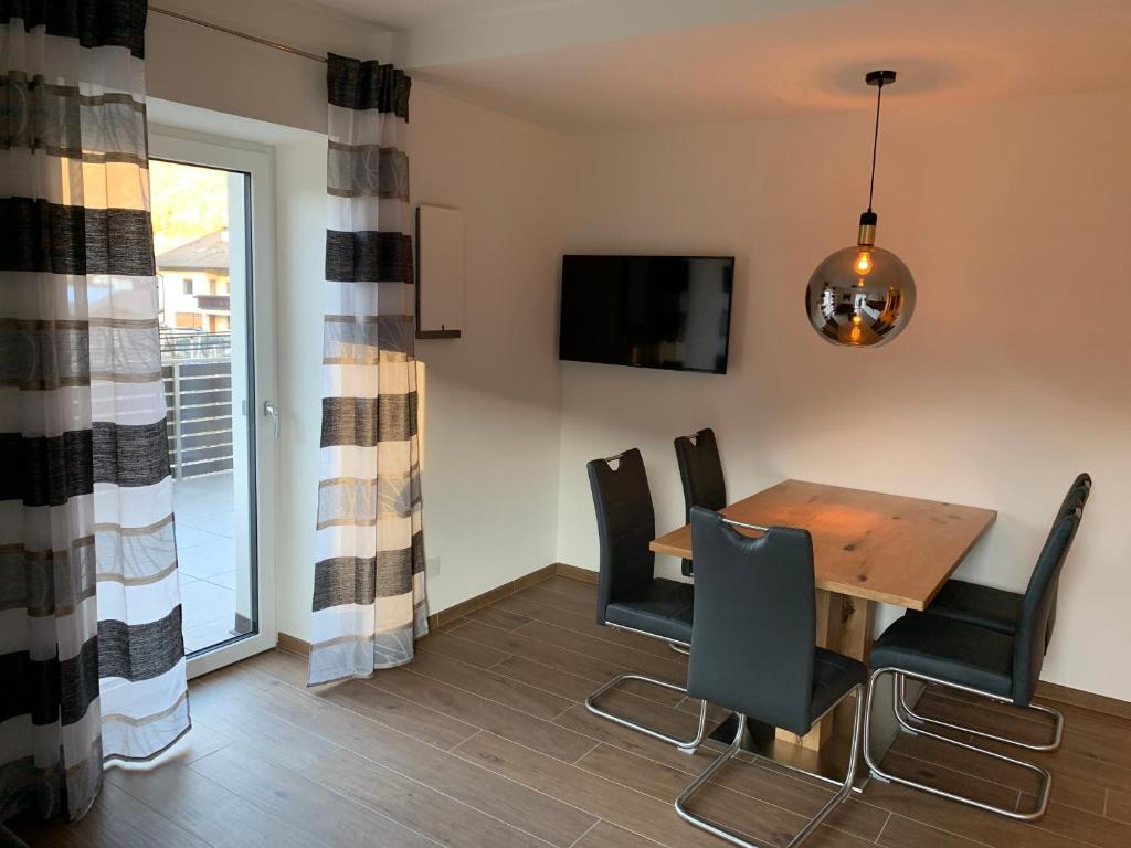 Apartments ANNY - Appartement Avec Terrasse