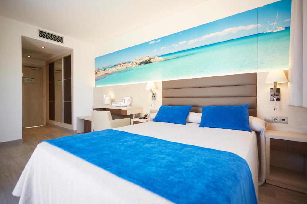 Invisa Hotel Club Cala Verde, Playa Es Figueral – Precios ...
