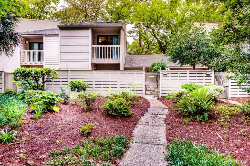 Shipmaster 1902, Hilton Head Island (updated prices 2024)