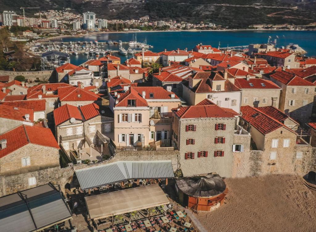 Fotografie z fotogalerie ubytování R club Apartments Old Town Budva v destinaci Budva