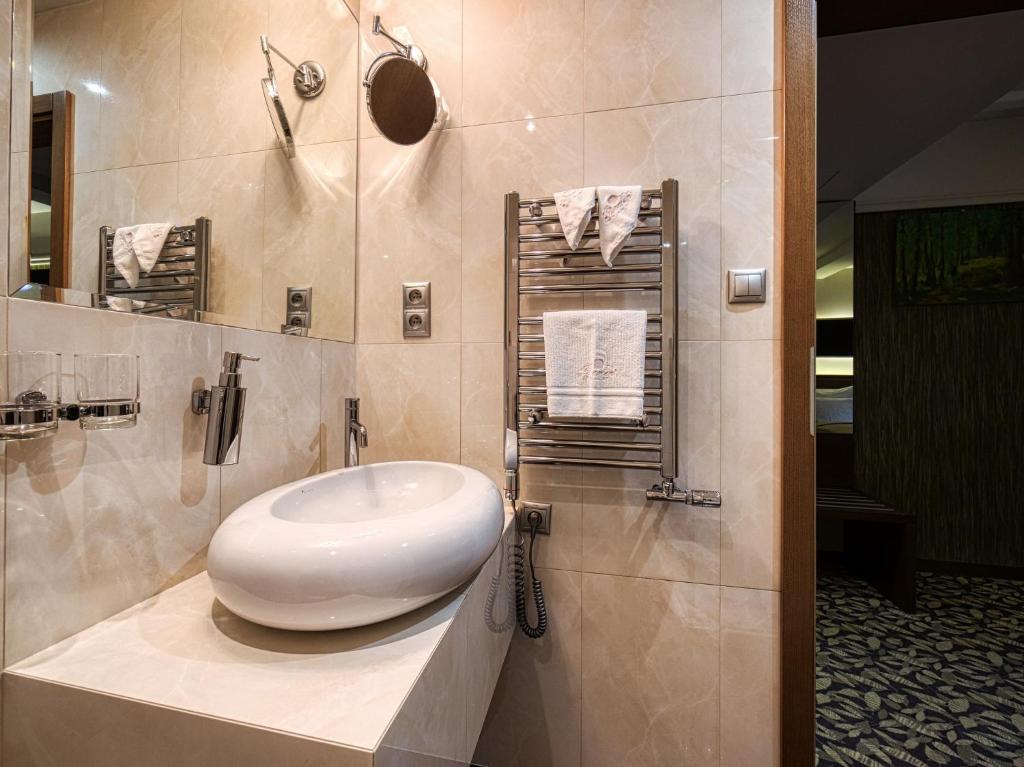 A bathroom at Penzión Gurmen