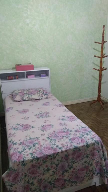  Quarto Individual