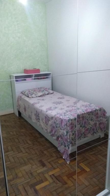  Quarto Individual
