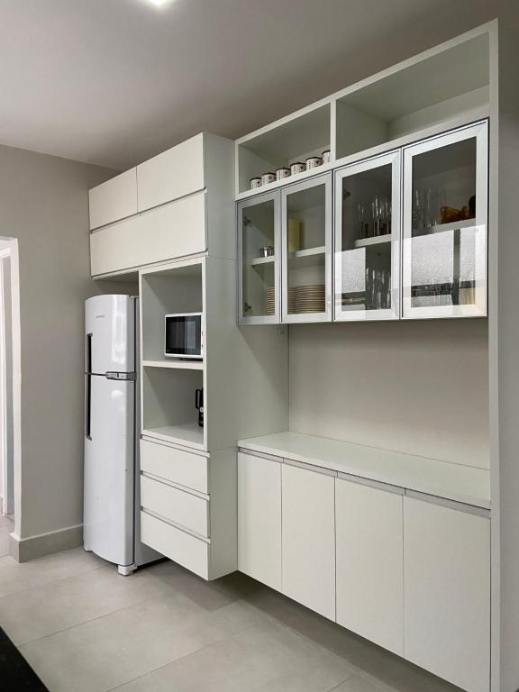  APTO ENSEADA COM WiFi