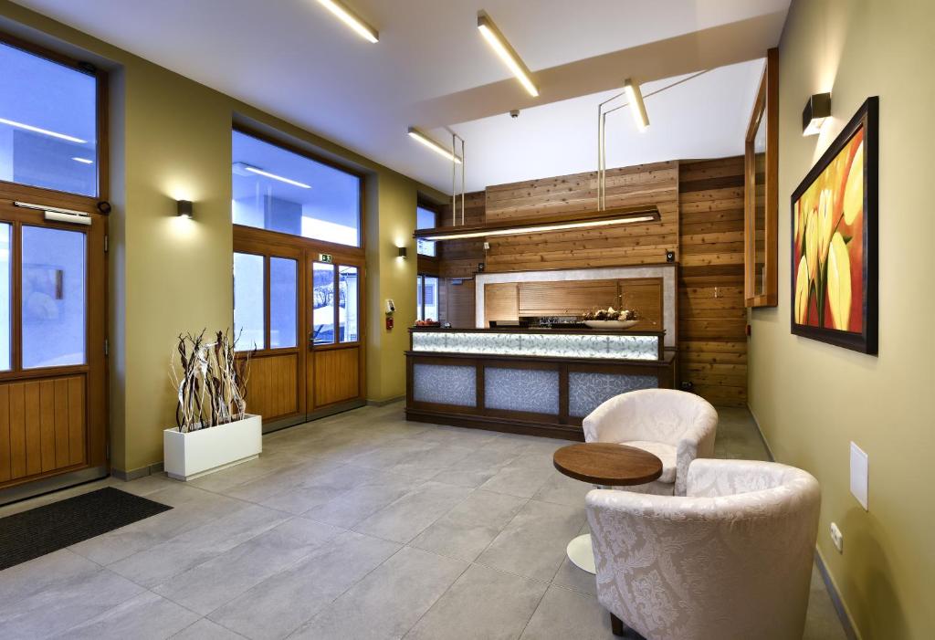 Kuchnia lub aneks kuchenny w obiekcie Hotel Tvrz Orlice