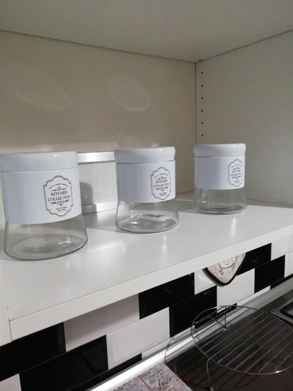 A kitchen or kitchenette at DOMUS FORTUNAE VATICANO