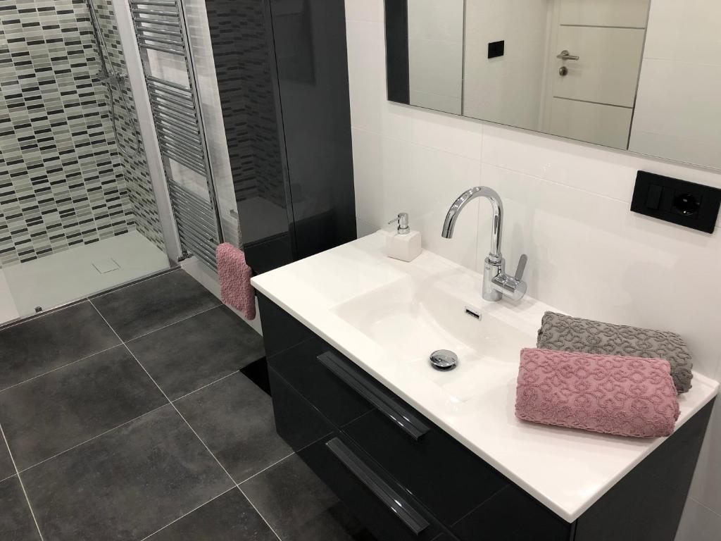 Koupelna v ubytování Apartment Aria