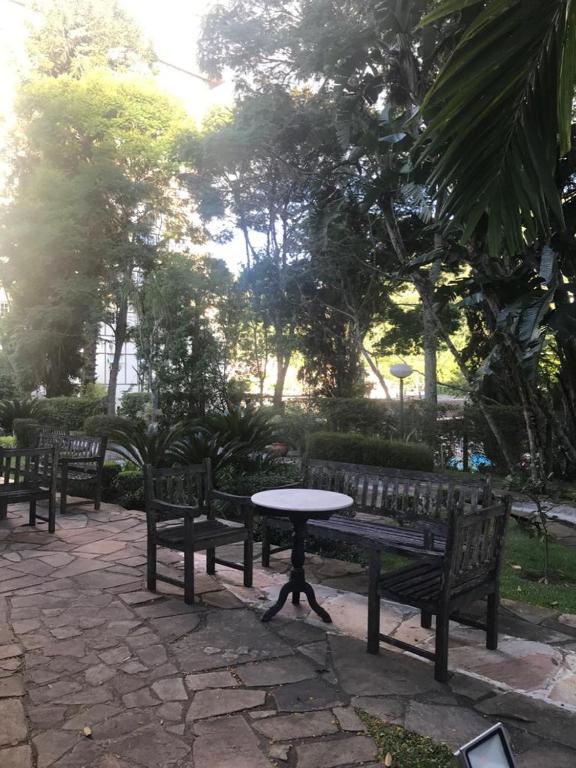  Estudio Itaipava Suíte
