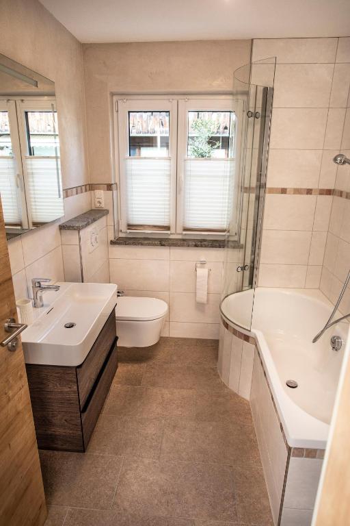 Ferienwohnungen "Zur Wally" - 17