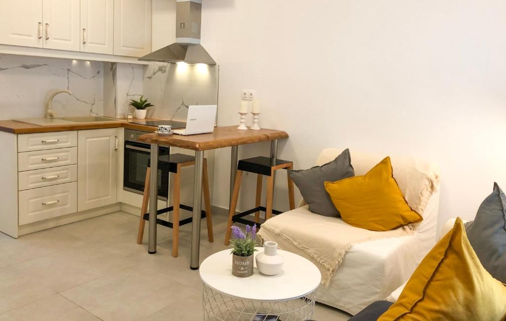Kuchyň nebo kuchyňský kout v ubytování Stelisia Rooms
