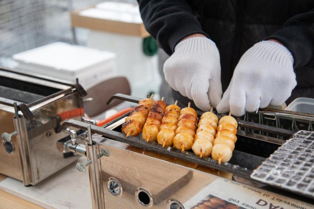 ホテルの敷地内または近くでの食事または食べ物