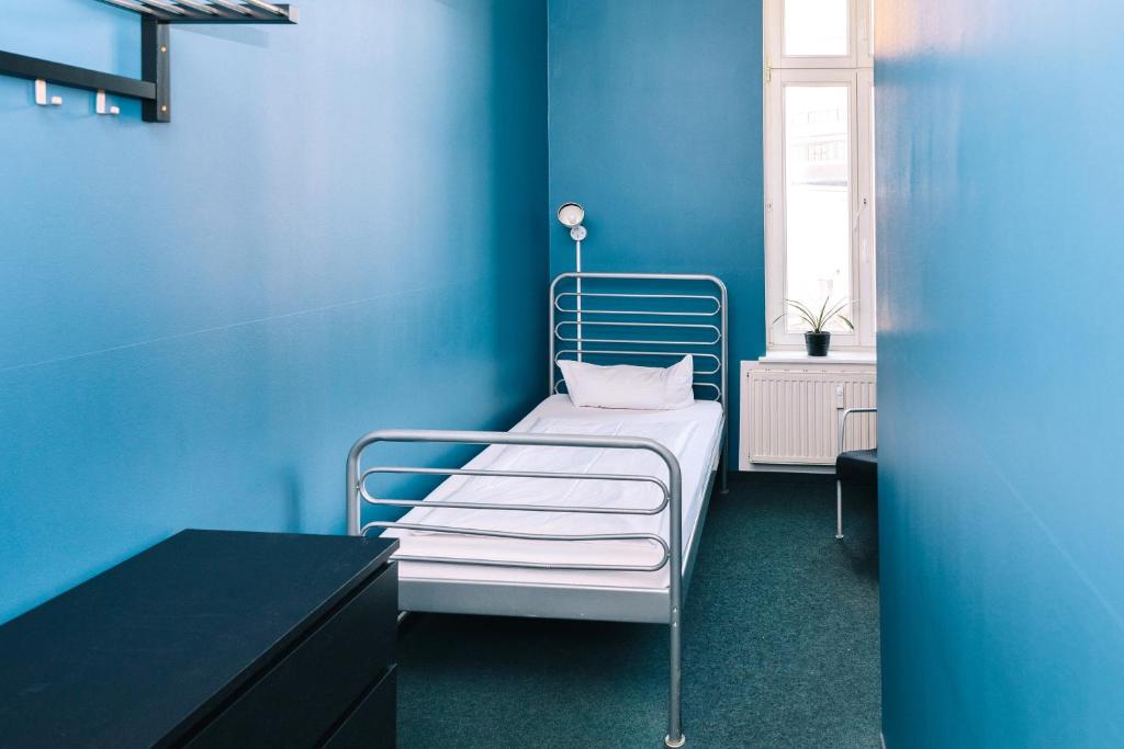 St Christopher's Inn Berlin - Alexanderplatz - Single Room With Private Bathroom