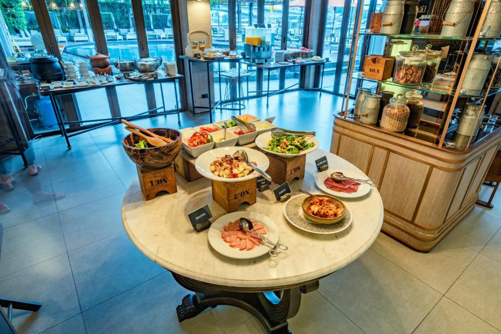 Riva Surya Bangkok - Resim 43