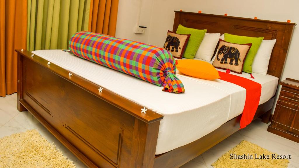 Shashin Lake Resort - 2