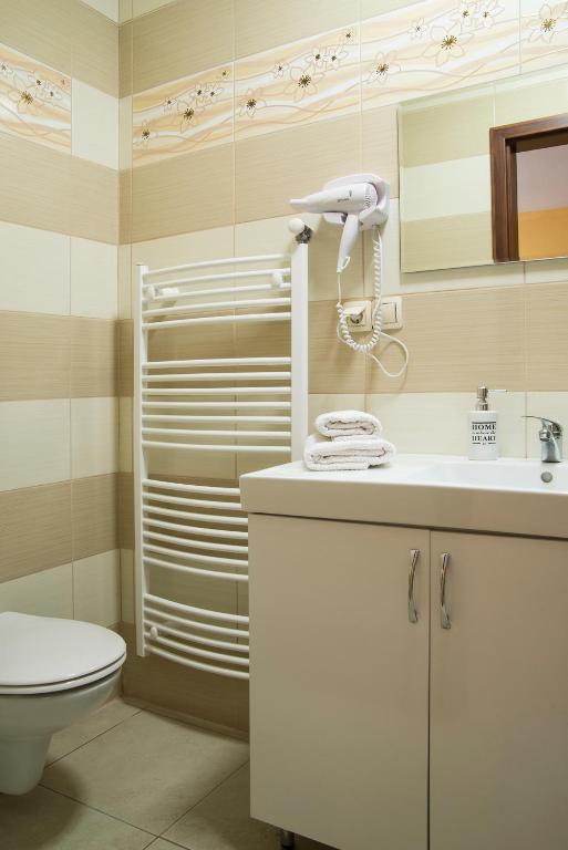 Kúpeľňa v ubytovaní Harmónia Belvárosi Apartmanok
