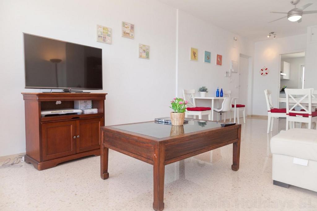 Kuchyň nebo kuchyňský kout v ubytování Apartment LARADA