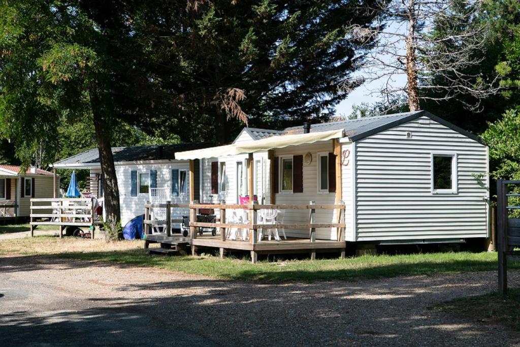 B&acirc;timent de le camping