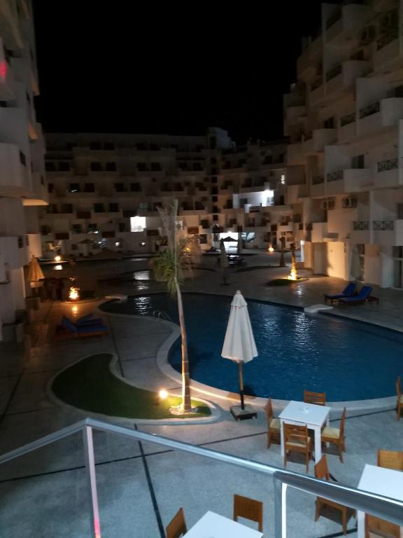The swimming pool at or close to Apartment Bella Vita near the sea RedSeaLine
