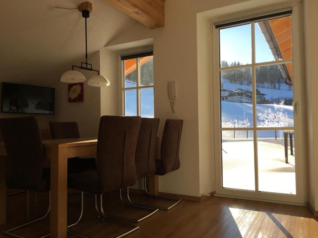 Nespecifikovaný výhled na hory nebo výhled na hory při pohledu z apartmánu