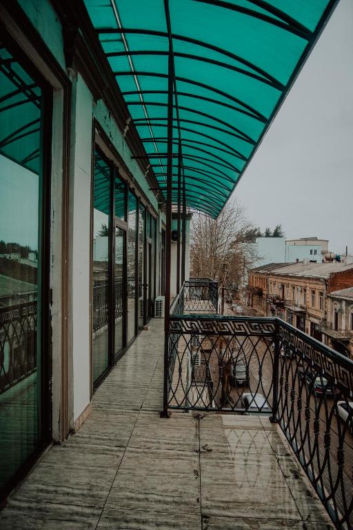 Balkón nebo terasa v ubytování Discovery Hotel
