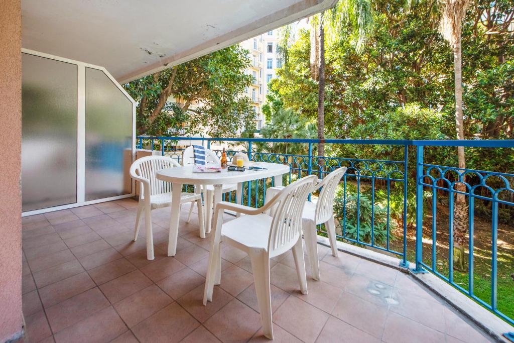 Résidence Pierre & Vacances Les Rivages Du Parc - Studio With Sleeping Alcove And Balcony (4 People)