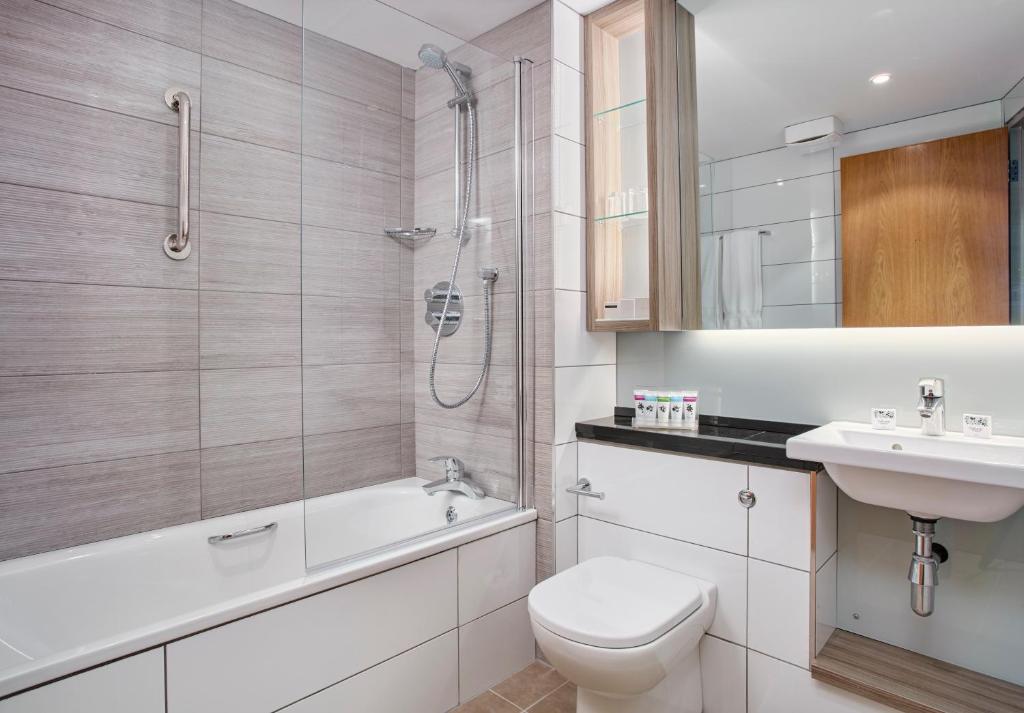 
Standard King Room - Top Floor
