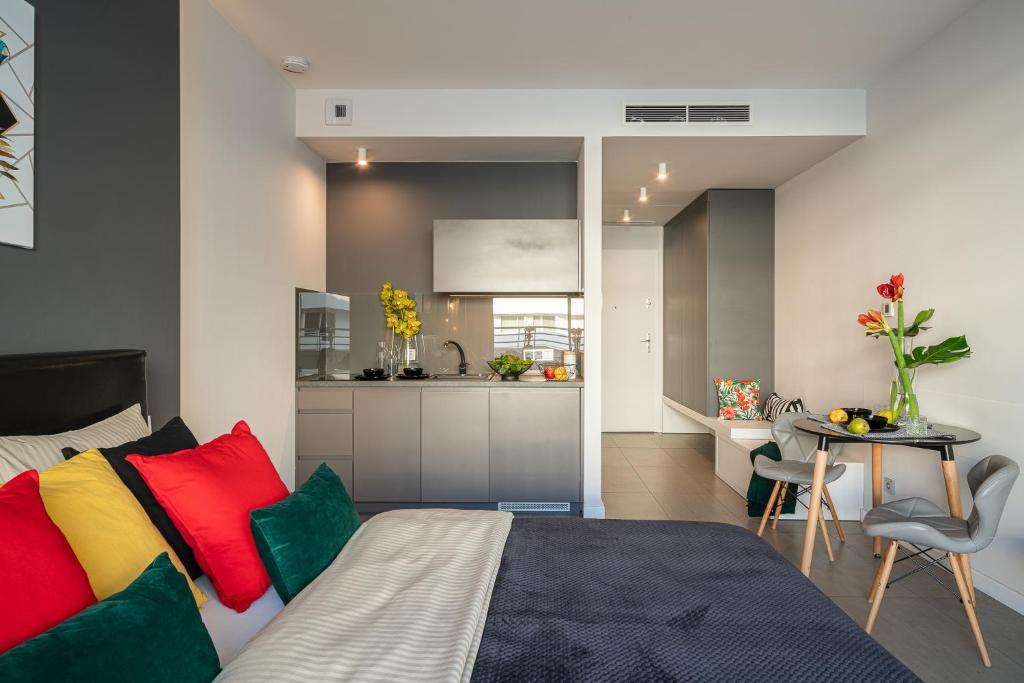 AbsyntApart Market Square Wroclaw - Deluxe Double Studio
