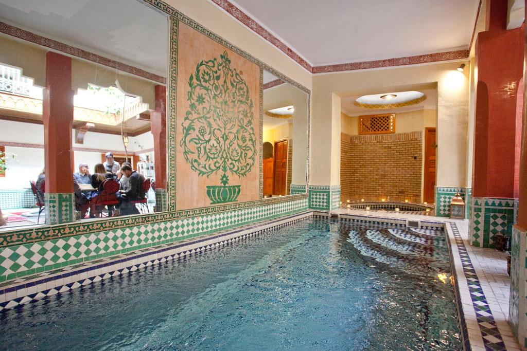 Bazén v ubytování Riad Atlas Acacia nebo v jeho okolí