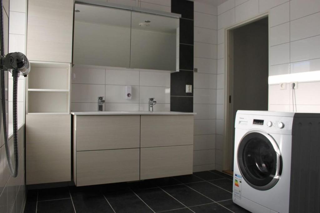 Lagunen Apartments - Three-Bedroom Apartment