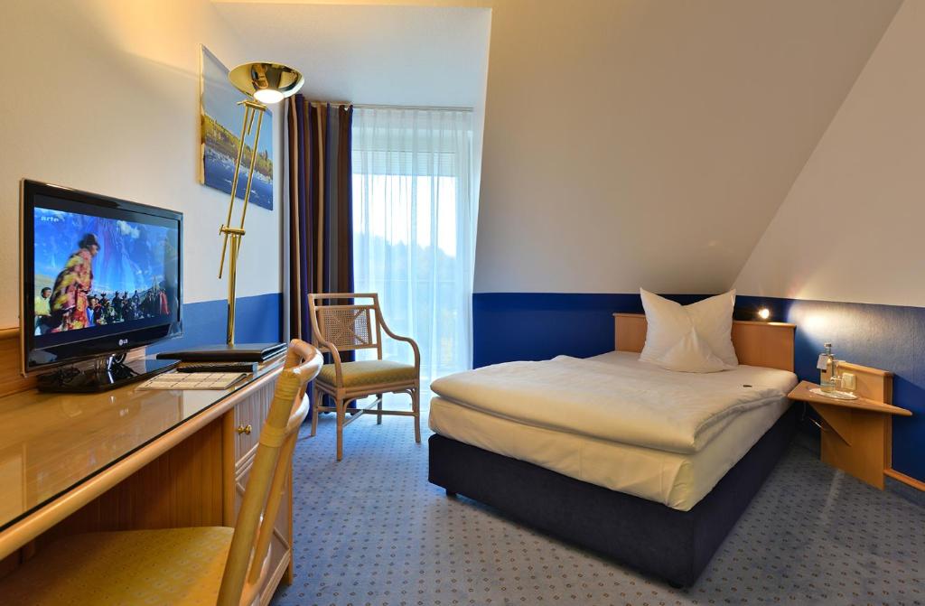 Parkhotel Weiskirchen - Standard Single Room