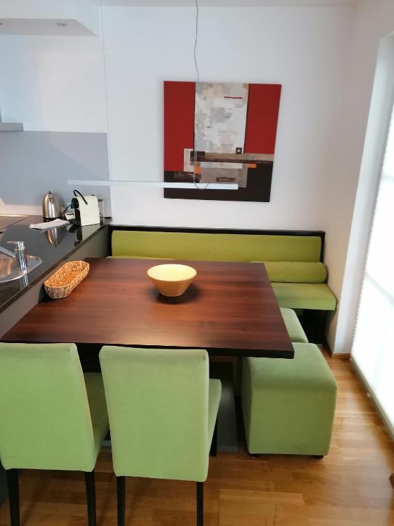Kuchyňa alebo kuchynka v ubytovaní Komfort Appartements serviced by Auhof