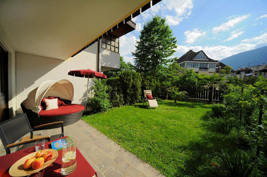 Nespecifikovaný výhled na hory nebo výhled na hory při pohledu z aparthotelu