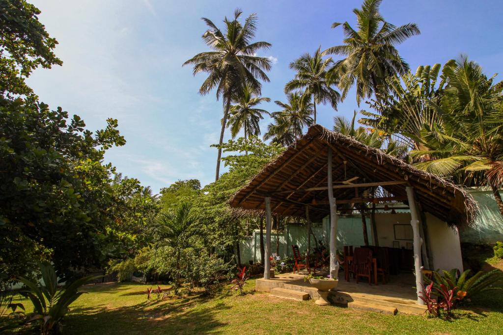 Zahrada ubytování Hiru Villa Tangalle