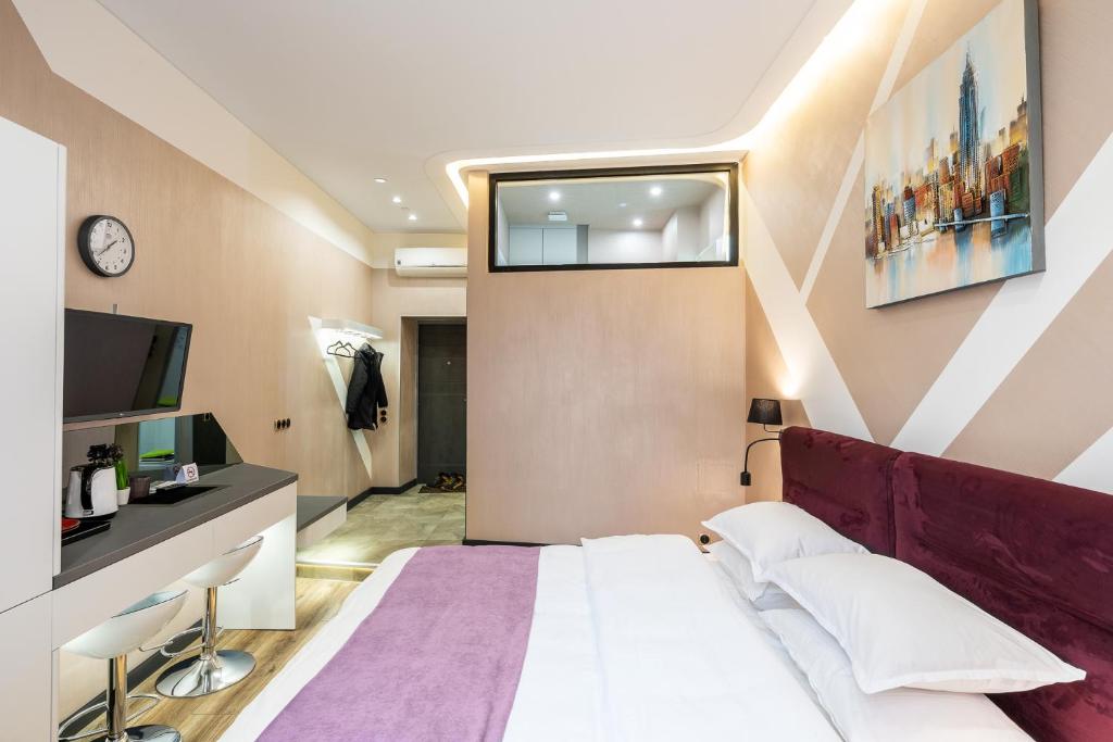 Luteranskaya apartments - Deluxe Queen Room