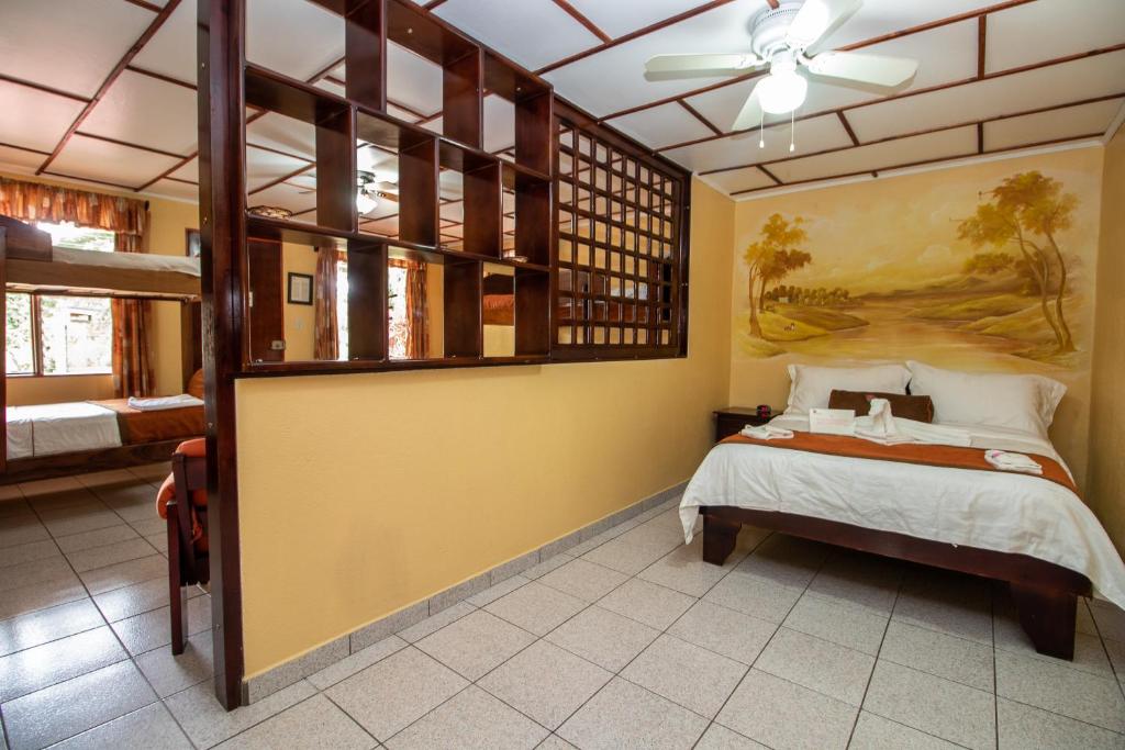 Hotel La Rosa de America - Family Suite
