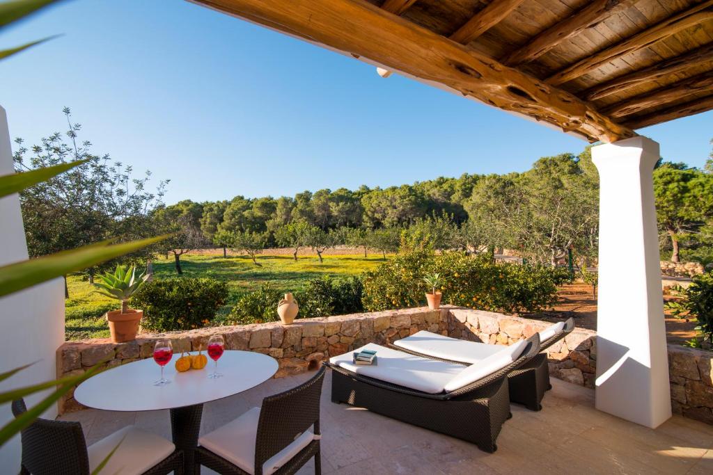 Hotel Rural & Spa Can Curreu, Sant Carles de Peralta ...