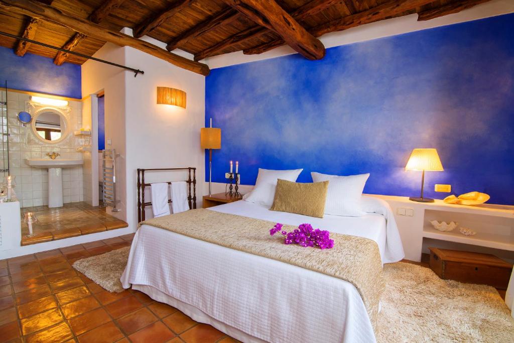 Hotel Rural & Spa Can Curreu, Sant Carles de Peralta ...
