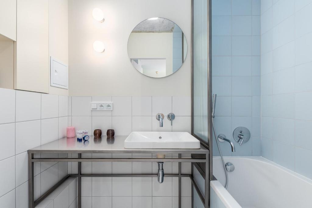 Koupelna v ubytování Apartments City Center Warsaw by Noclegi Renters